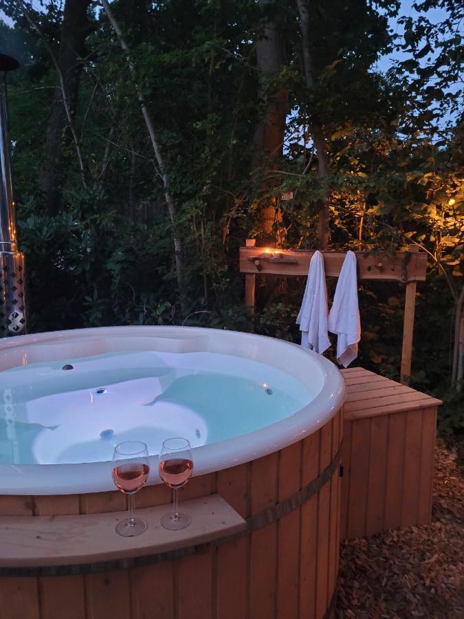 Retro Chic Wellness Met Hottub & Sauna Ewijk Экстерьер фото